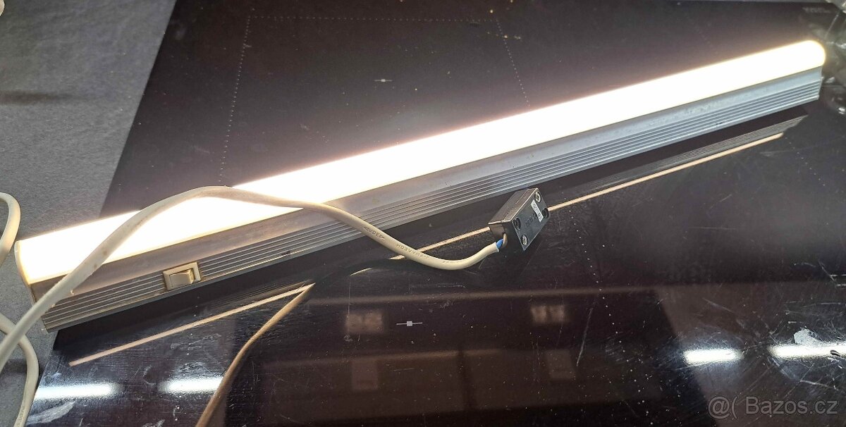 LED světlo do kuchyně 50 cm - 3