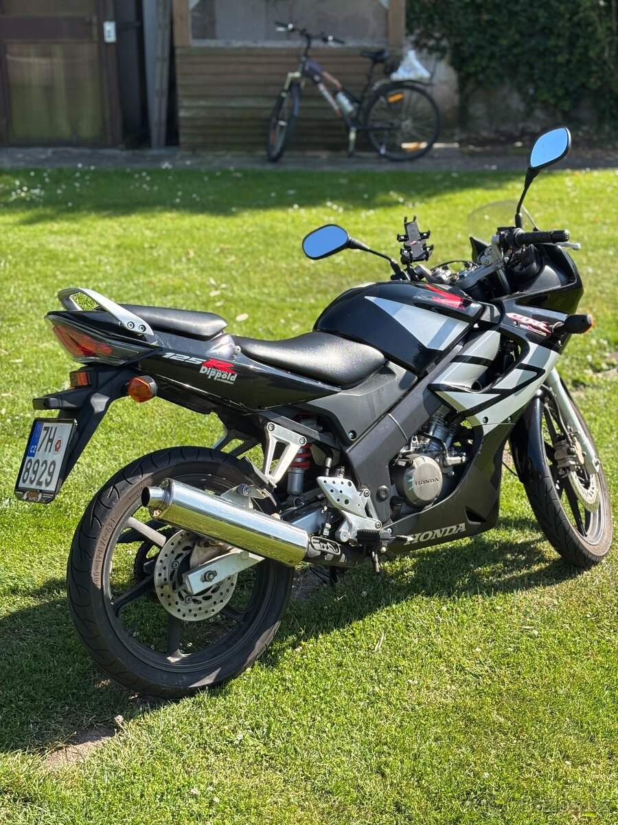 Honda CBR 125R 2006 - 3