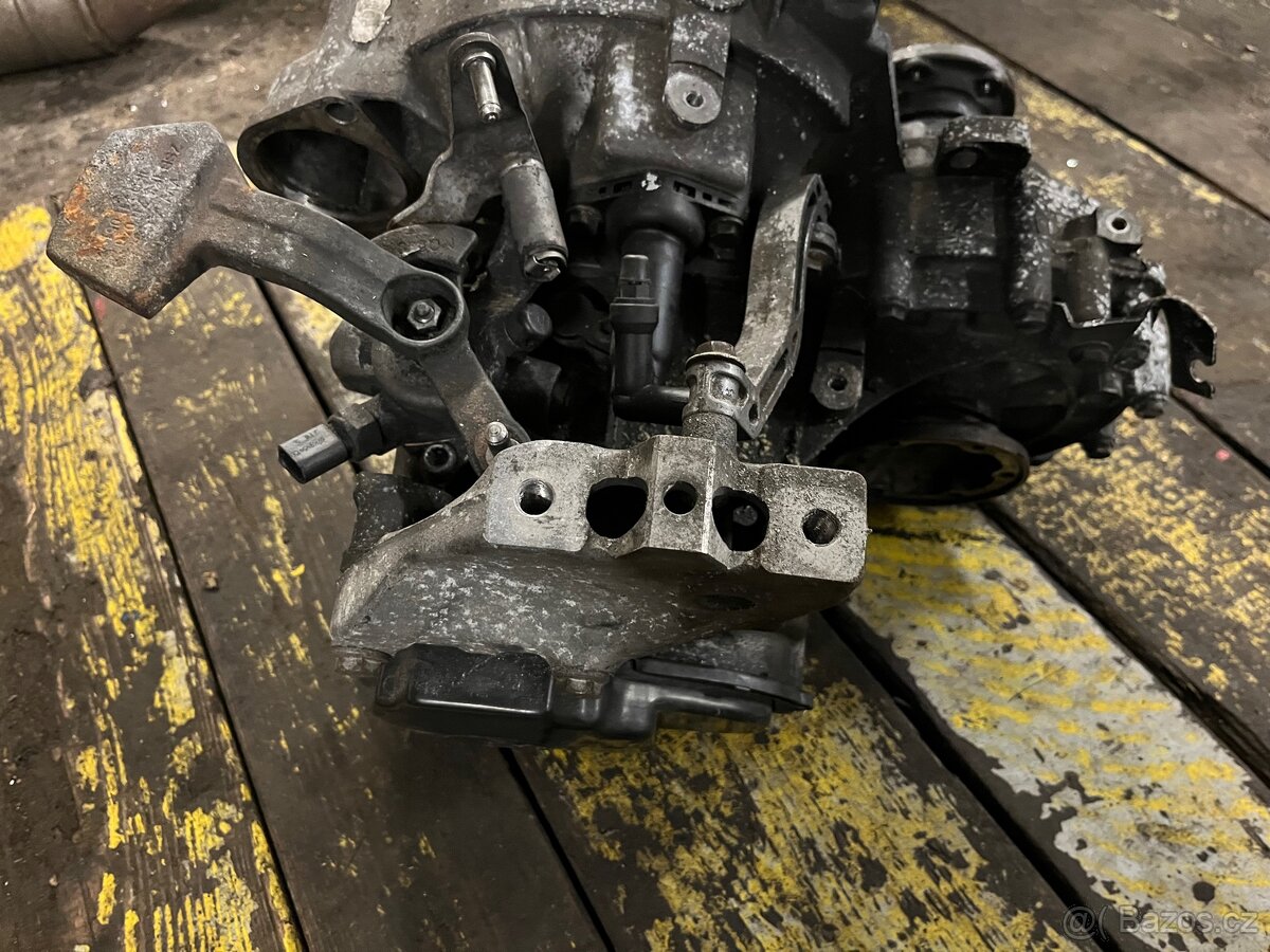 Škoda Octavia 2 manuální převodovka - 3