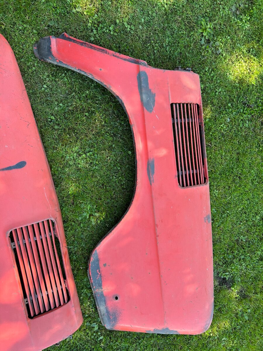 Zadní blatniky Škoda 100 - 3