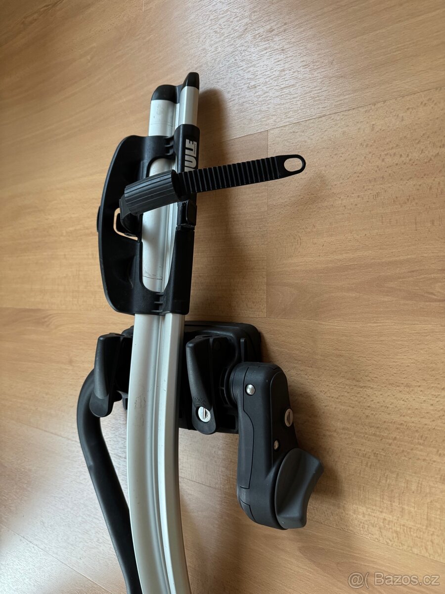 Nosič kol Thule - 3