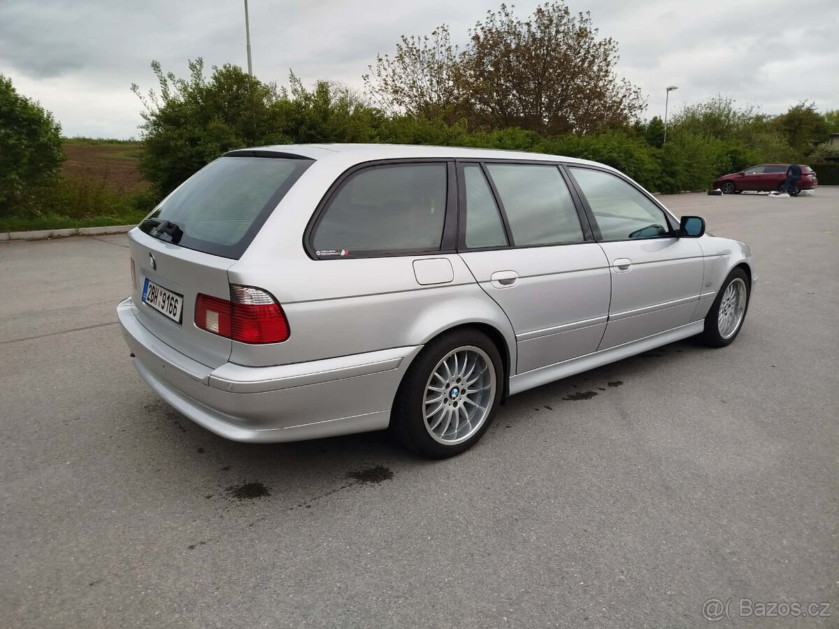 BMW E39 - 3