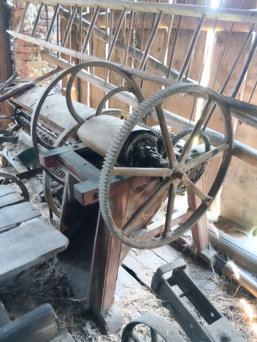 Secí stroj, řezačka - 3