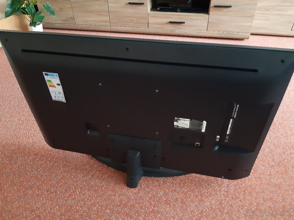 Smart televize LG 43UP7800 - 3