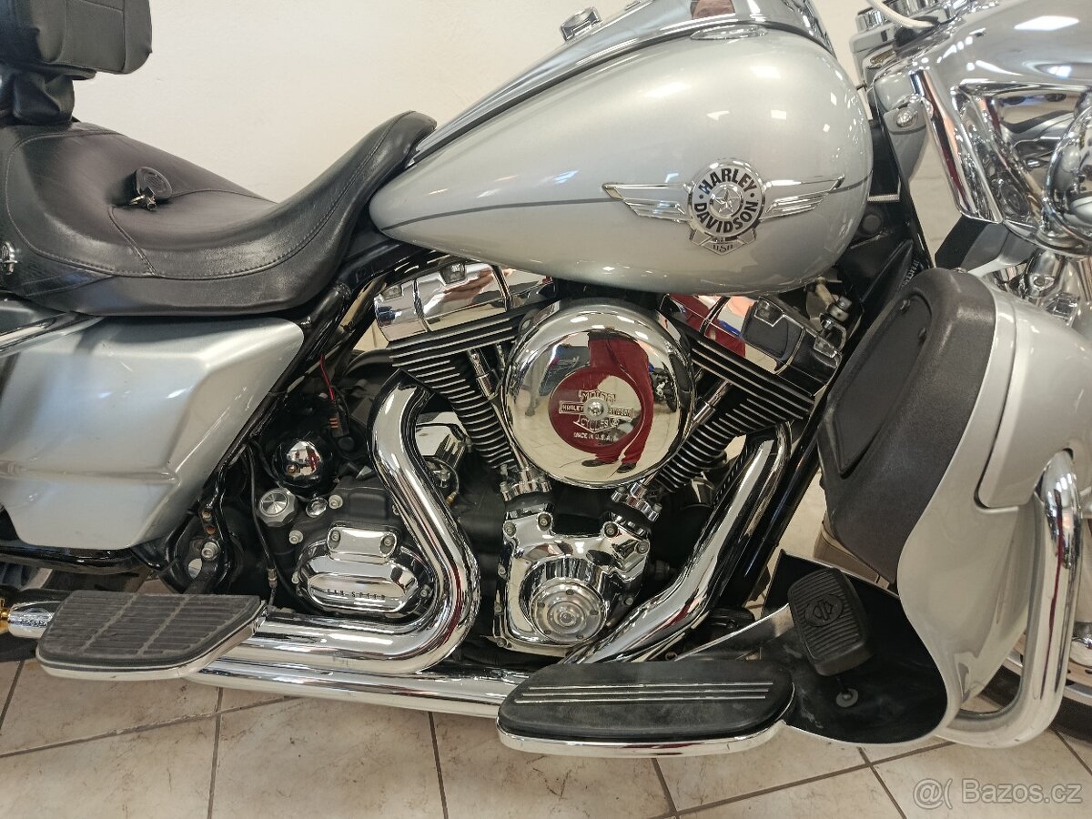 Harley Davidson flhrc road king classic - 3