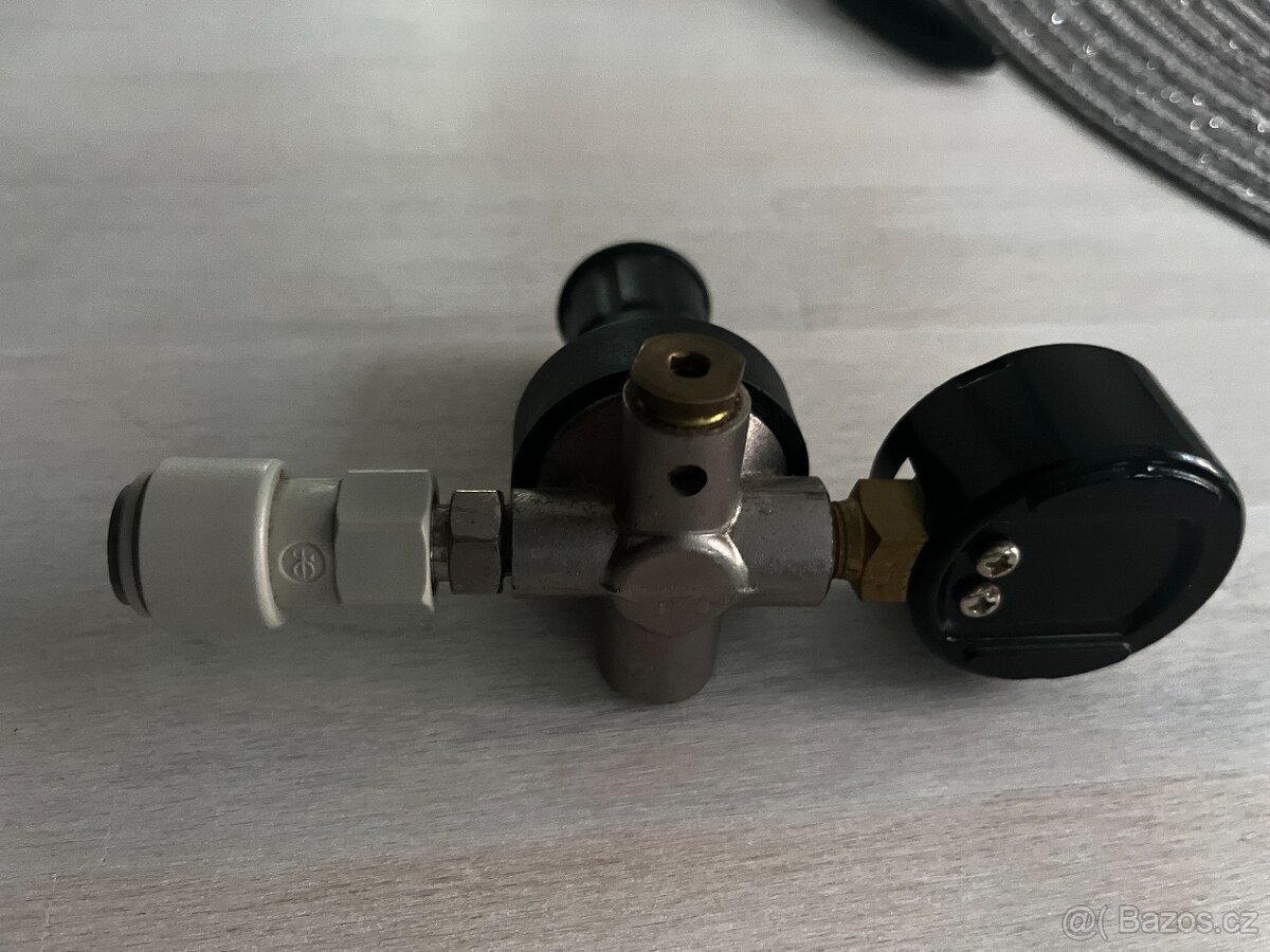 Redukční ventil CO2 Micro 8 mm - 3