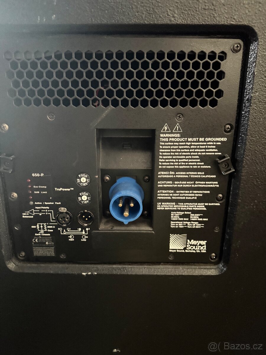 2x18” výkonné basáky Meyer Sound - 3