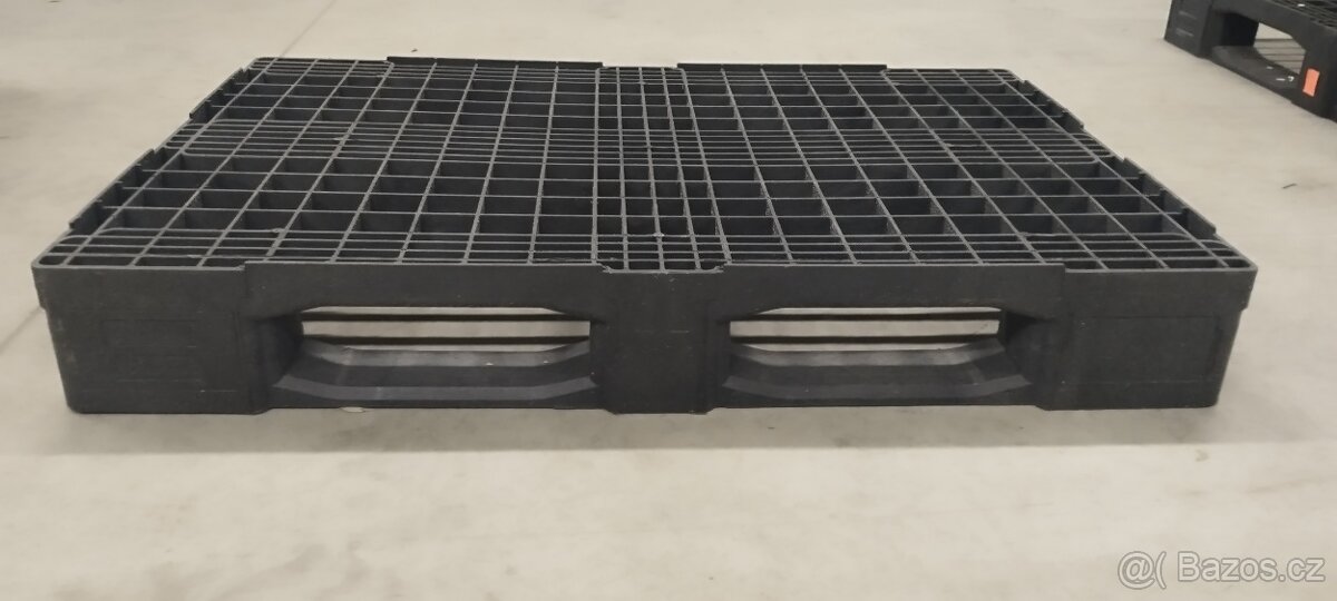 Plastové palety 120x80cm - 3