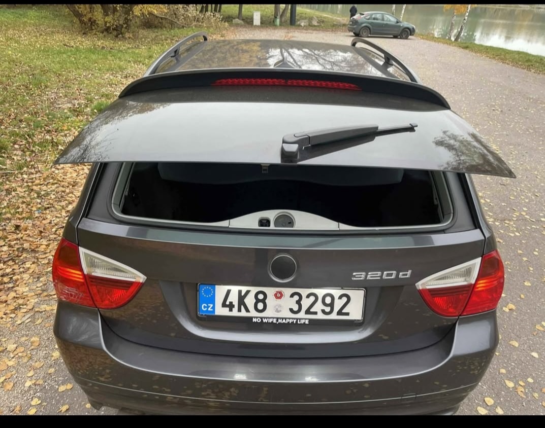 BMW E91 320.D 120kw. PRODÁM NEBO VYMĚNÍM - 3