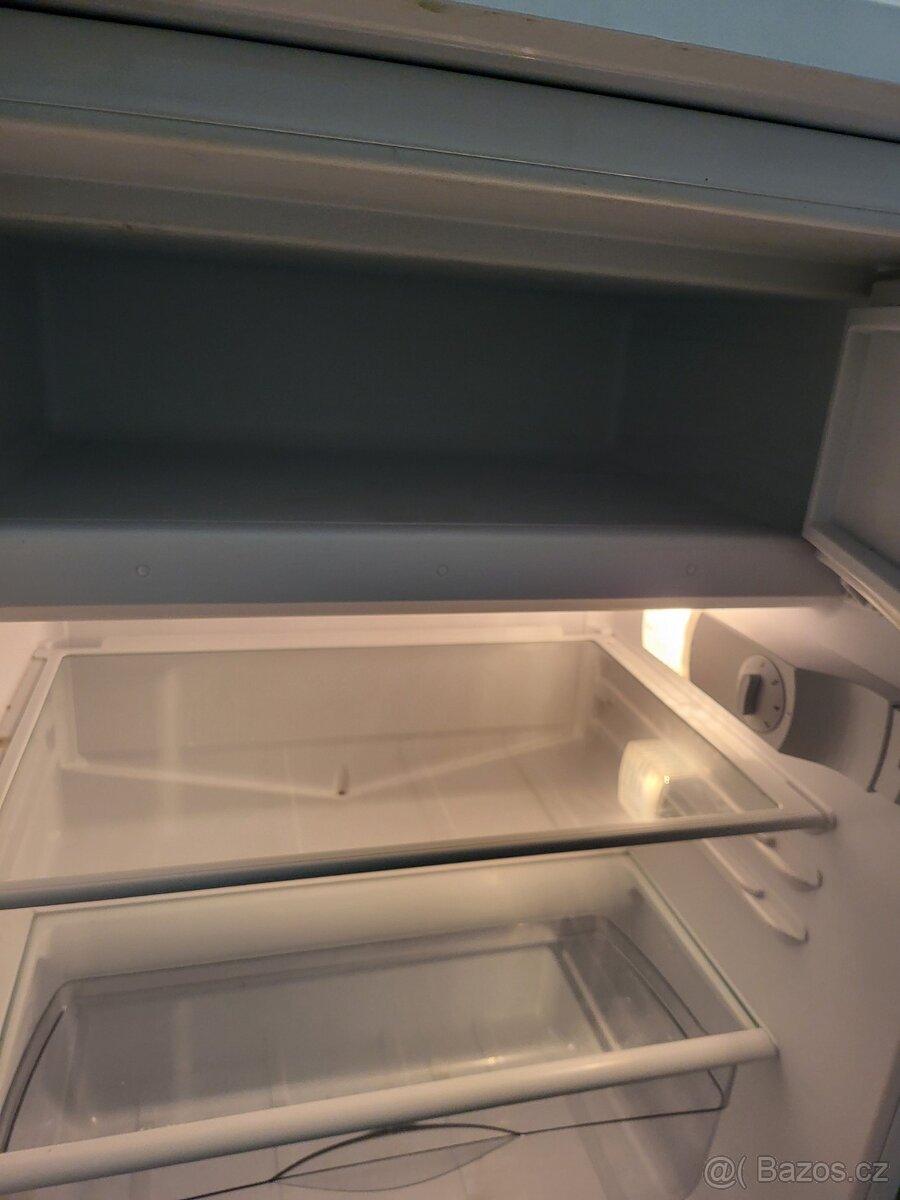 Lednička Gorenje, široká, prostorná - 3