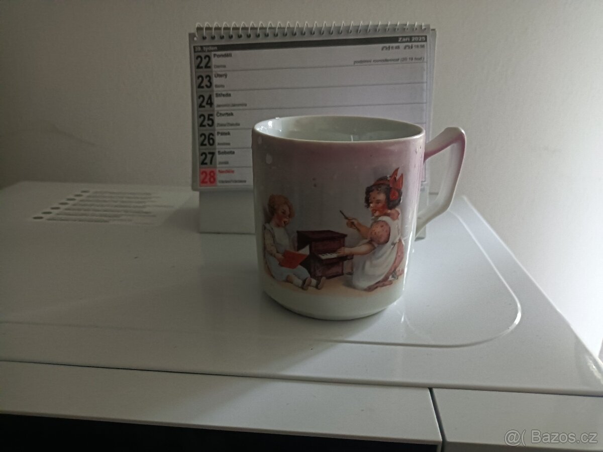 Starožitný Hrnek - 3