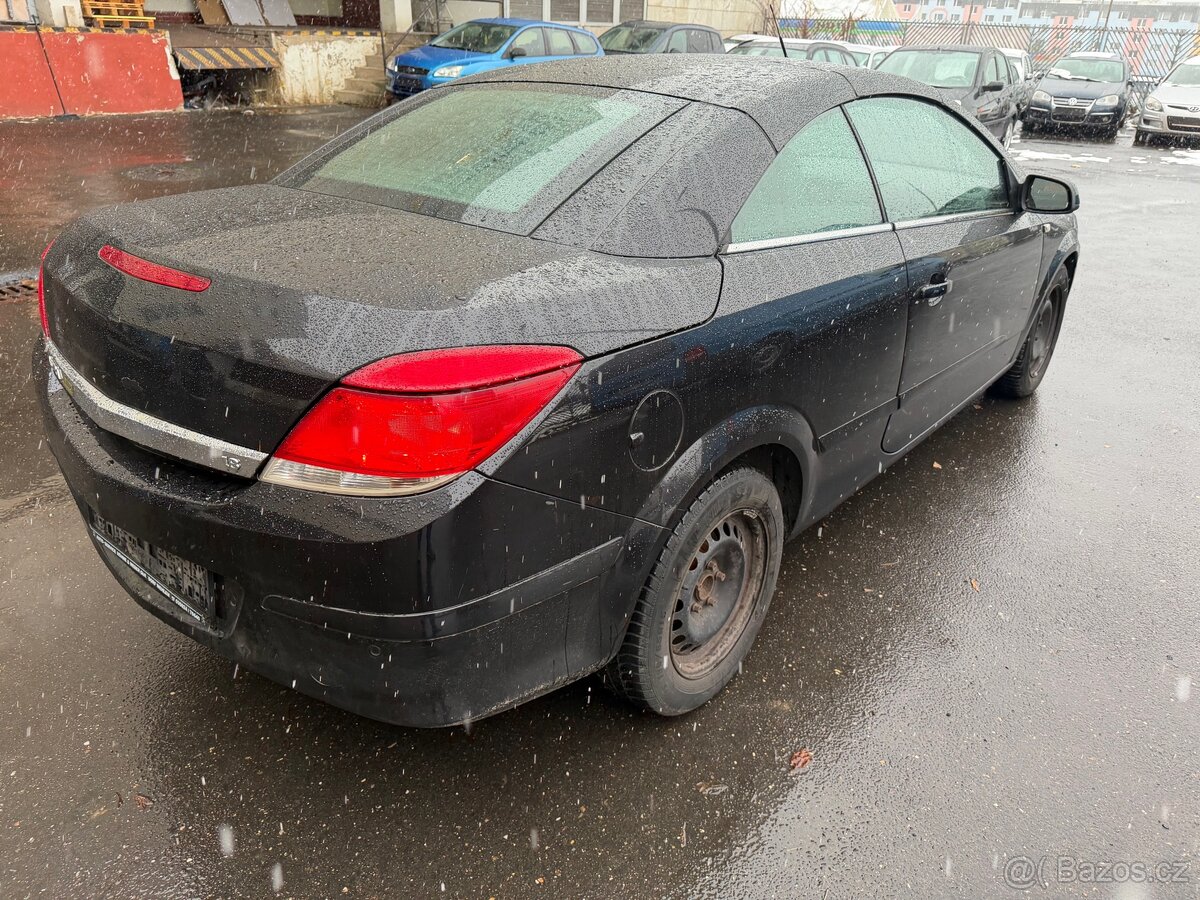 Opel Astra H Twin Top cabrio 1.8 103kw, nová STK+SPZ - 3