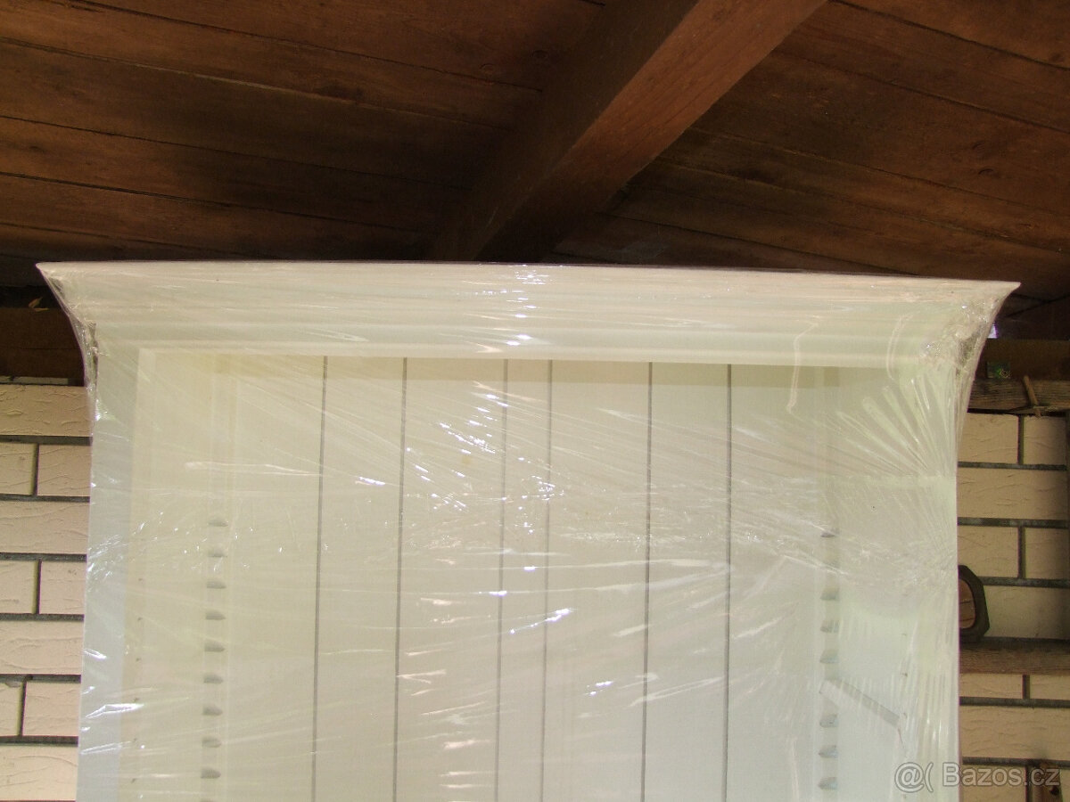 Skříň masiv 188x88x35 cm s poličkami - 3