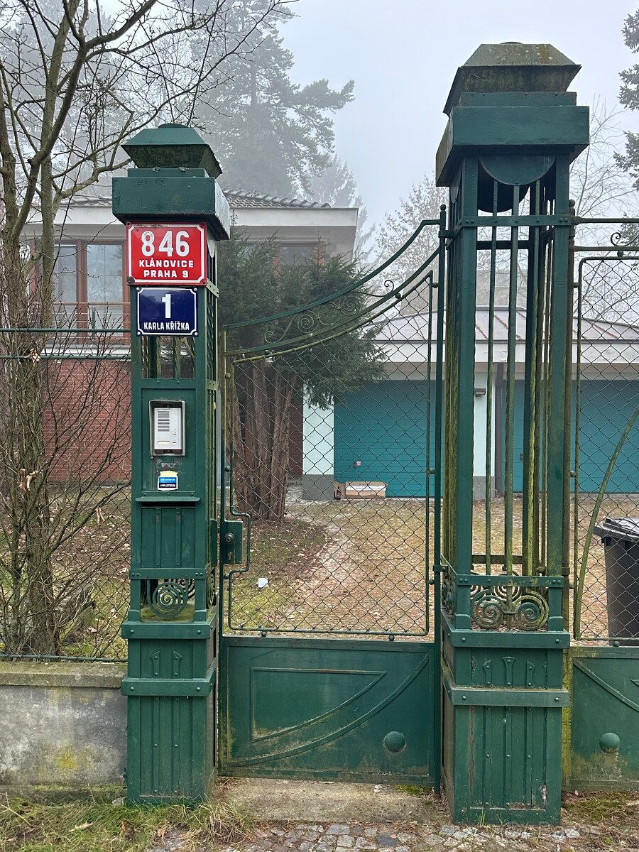 Kovaná brana s plotem - 3