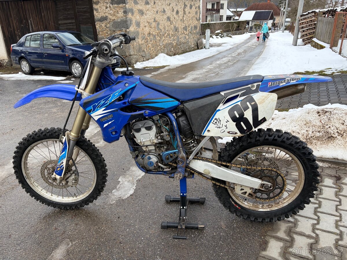 Yamaha YZ 250 F - 3