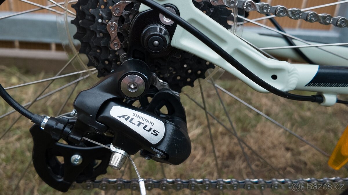 ZÁNOVNÍ KOLO Specialized Crosstrail - 3