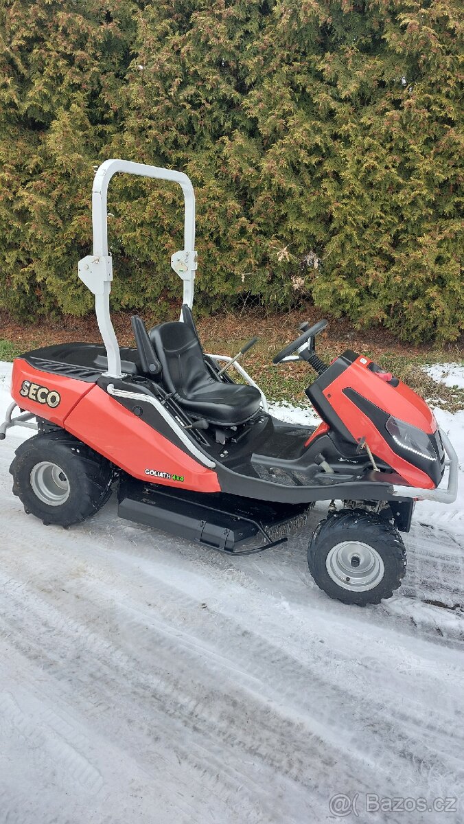 Zahradní traktor Goliath 4x4 - 3