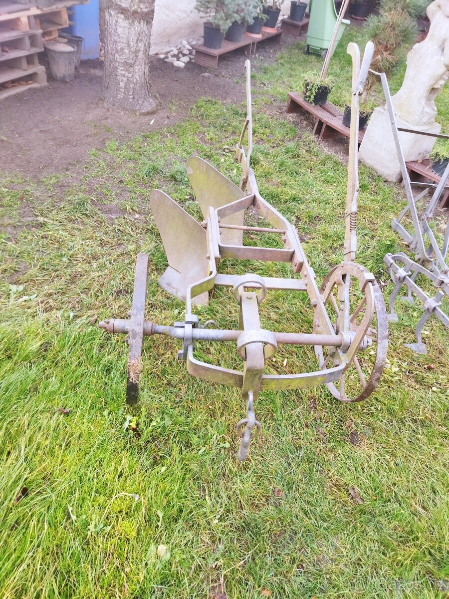Retro zemědělské stroje - 3