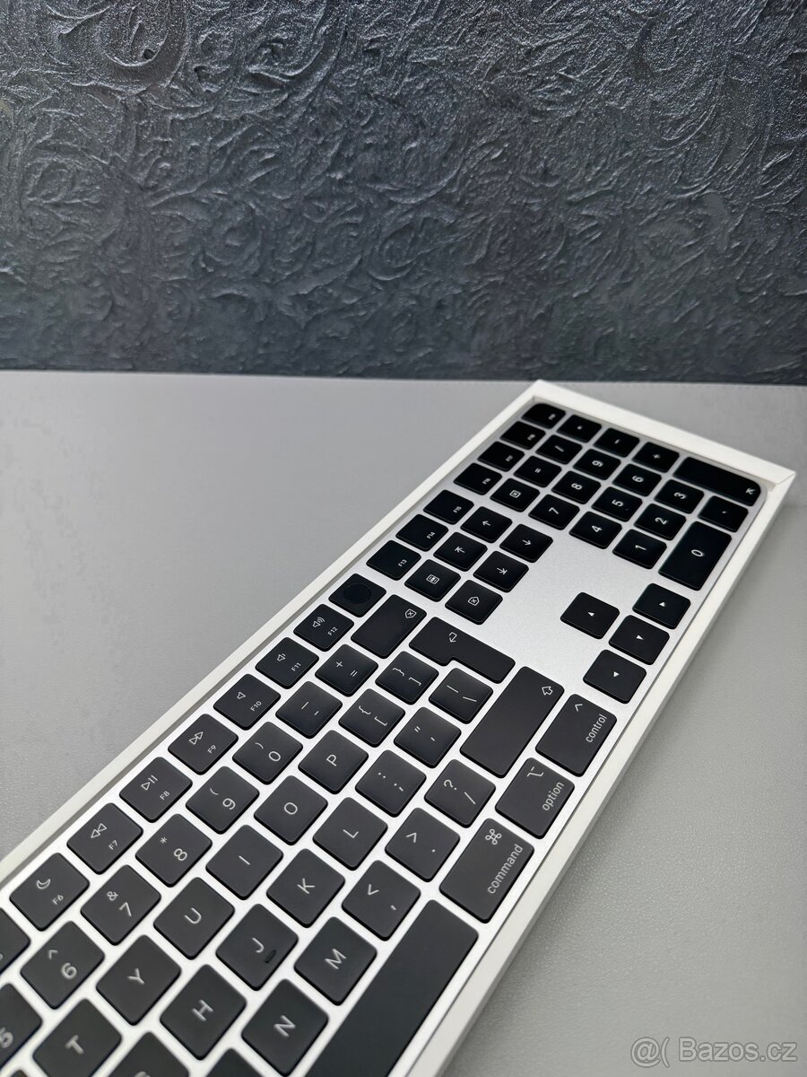 Apple Magic Keyboard Touch ID numer., černá - ZÁRUKA+FAKTURA - 3