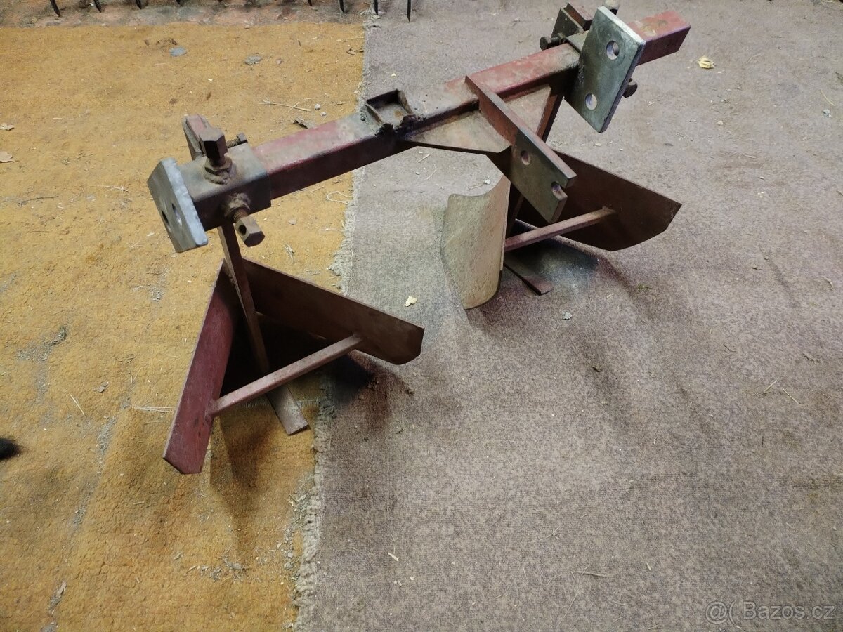 Hrobkovač brambor k Vari - 3