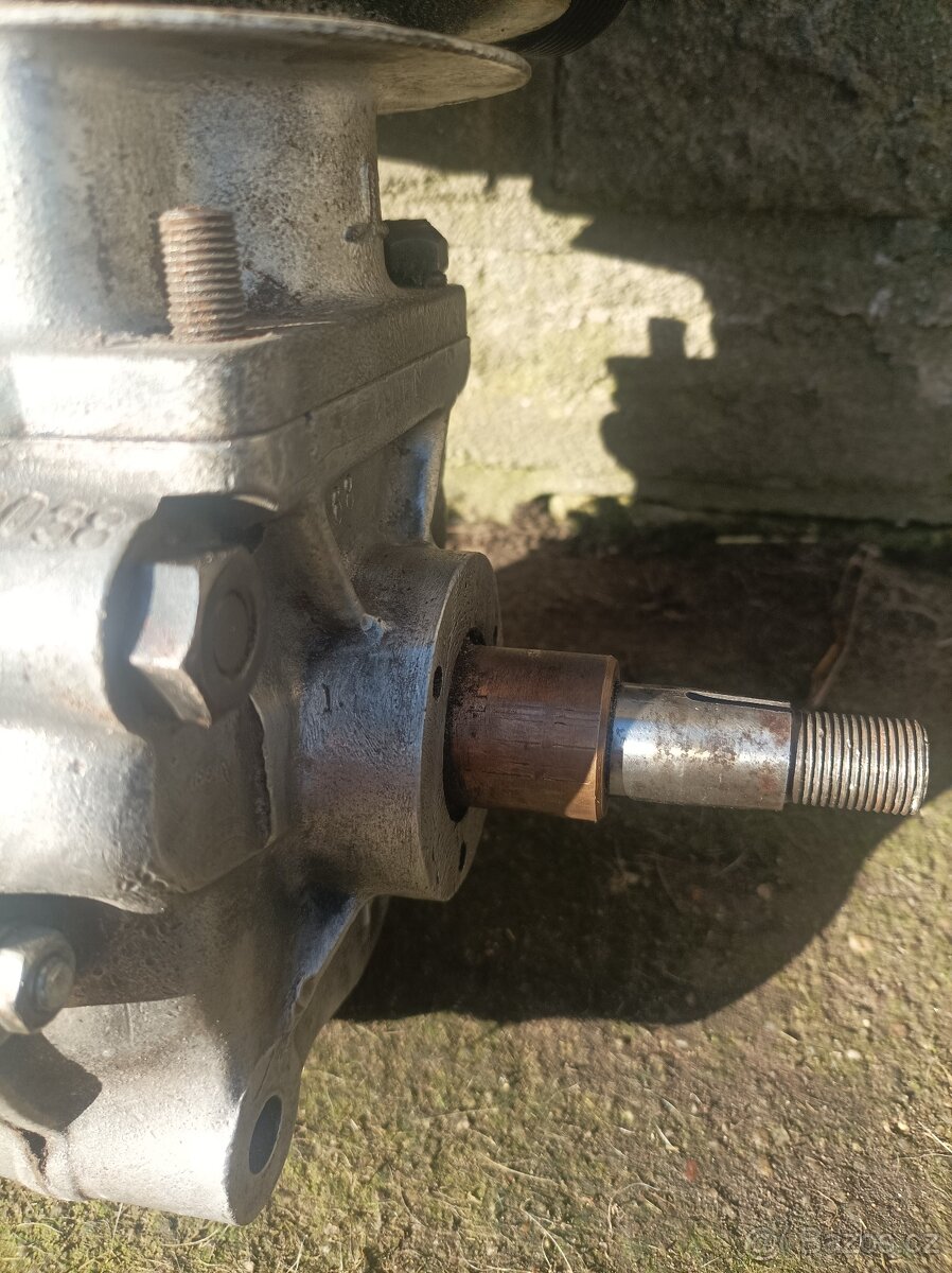 Motor Jawa speciál 175 - 3