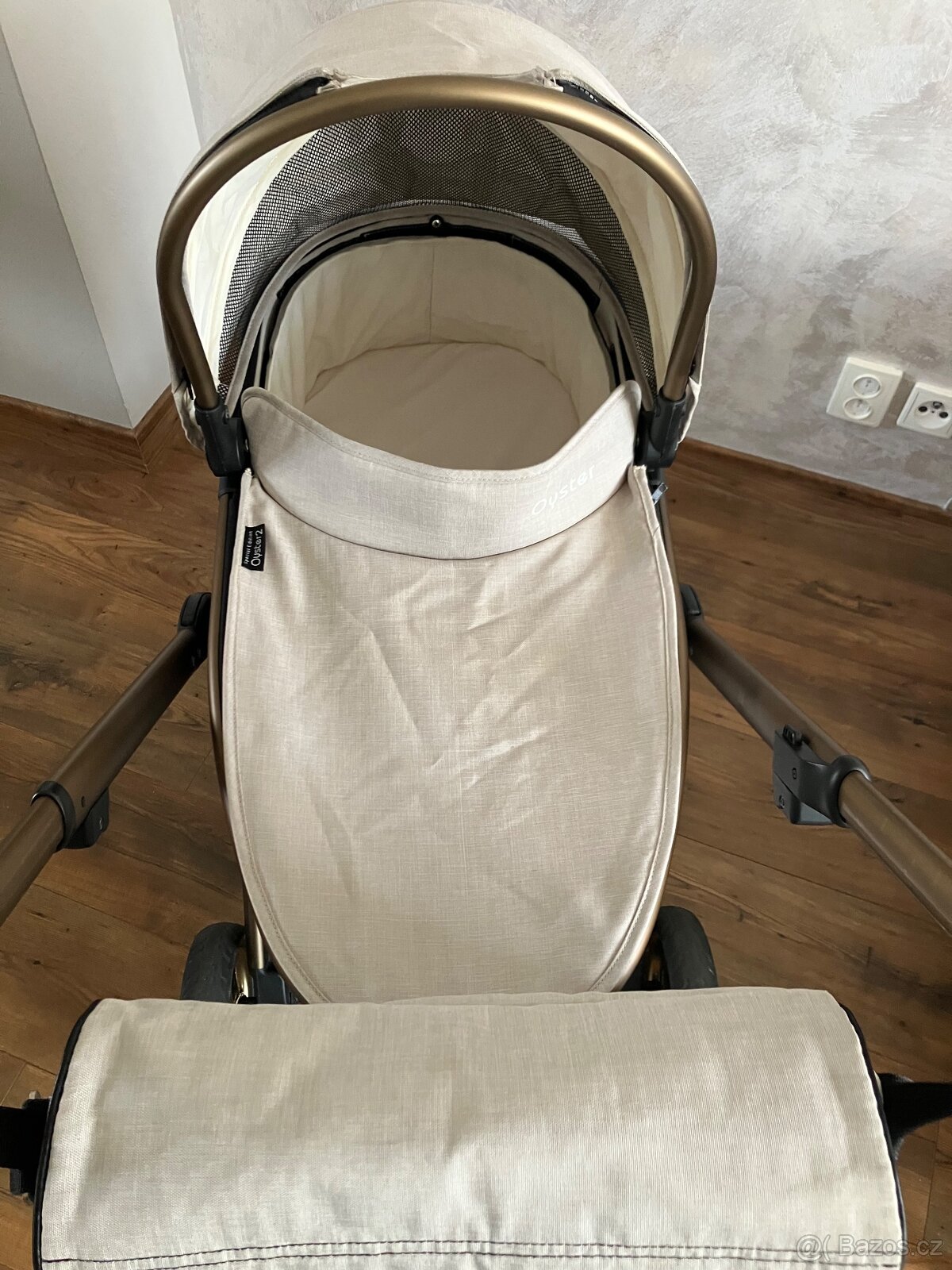 Kočárek Oyster 2 - 3