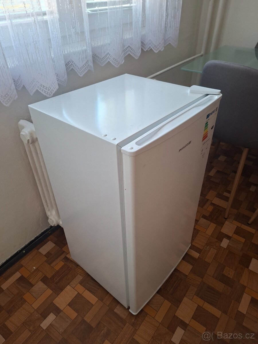 Malá lednička s mrazákem do pergoly - 3