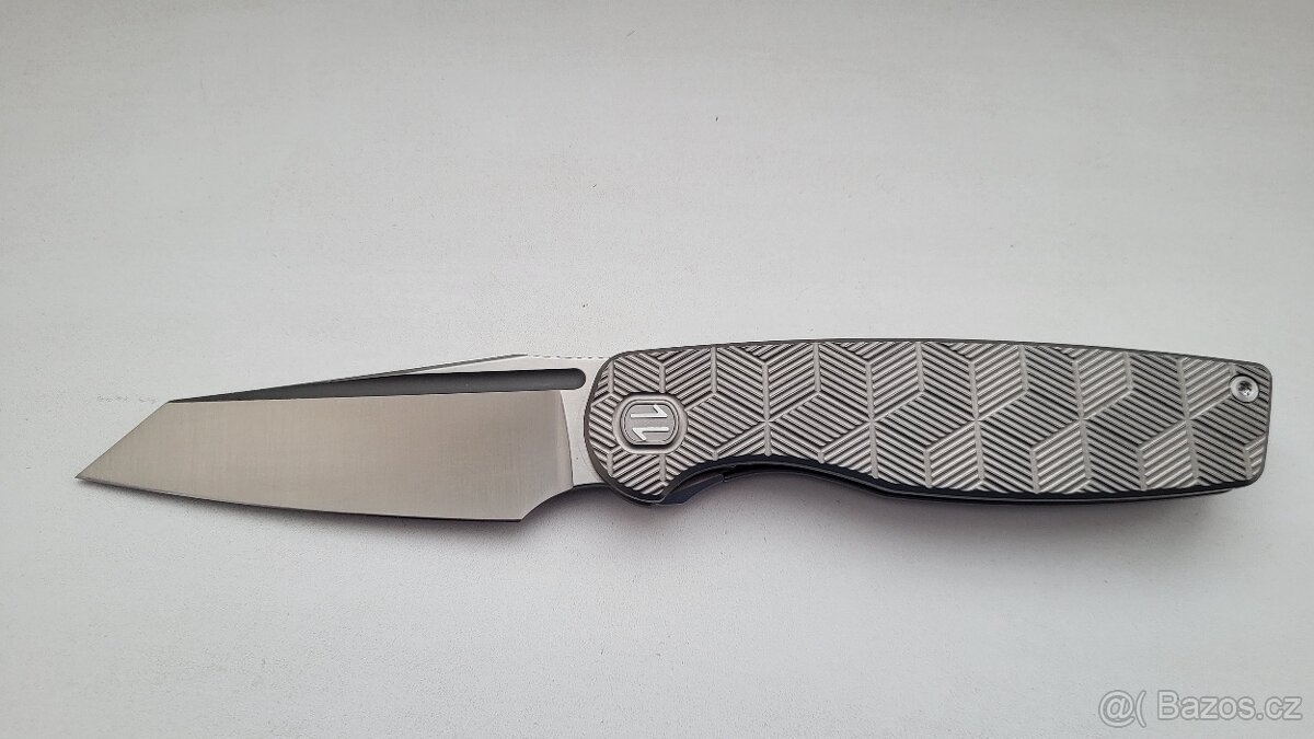 Brown Cortex XL - 3