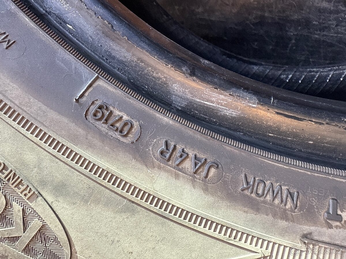 Goodyear Wrangler 255 70 R16