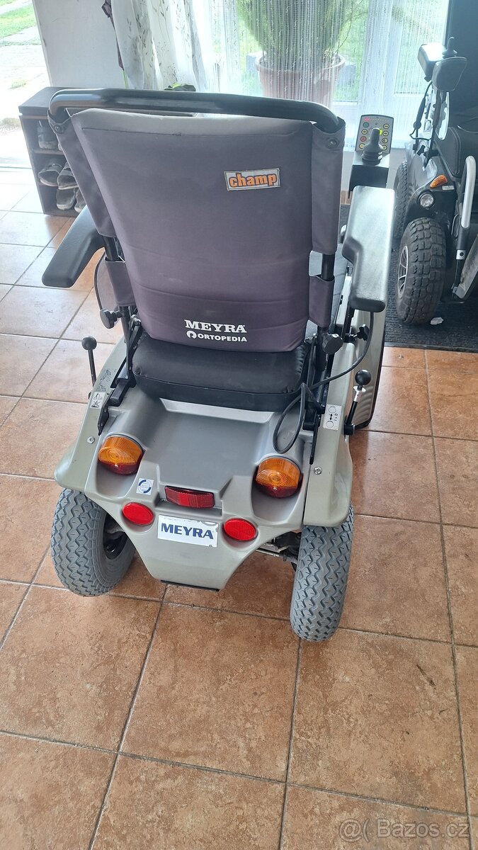 Elektrycký invalidní vozík Optimus 2 - 3