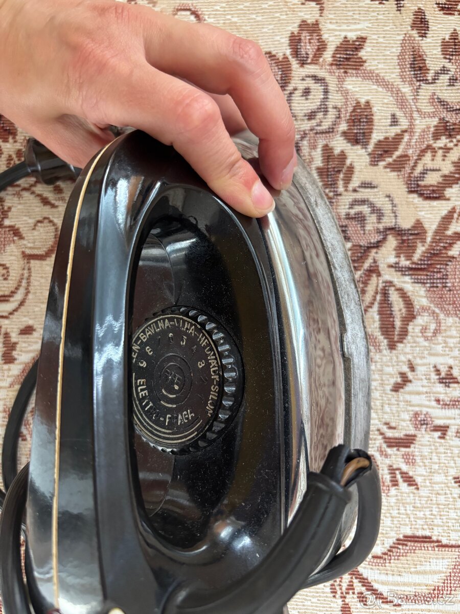 Starožitná žehlička - 3