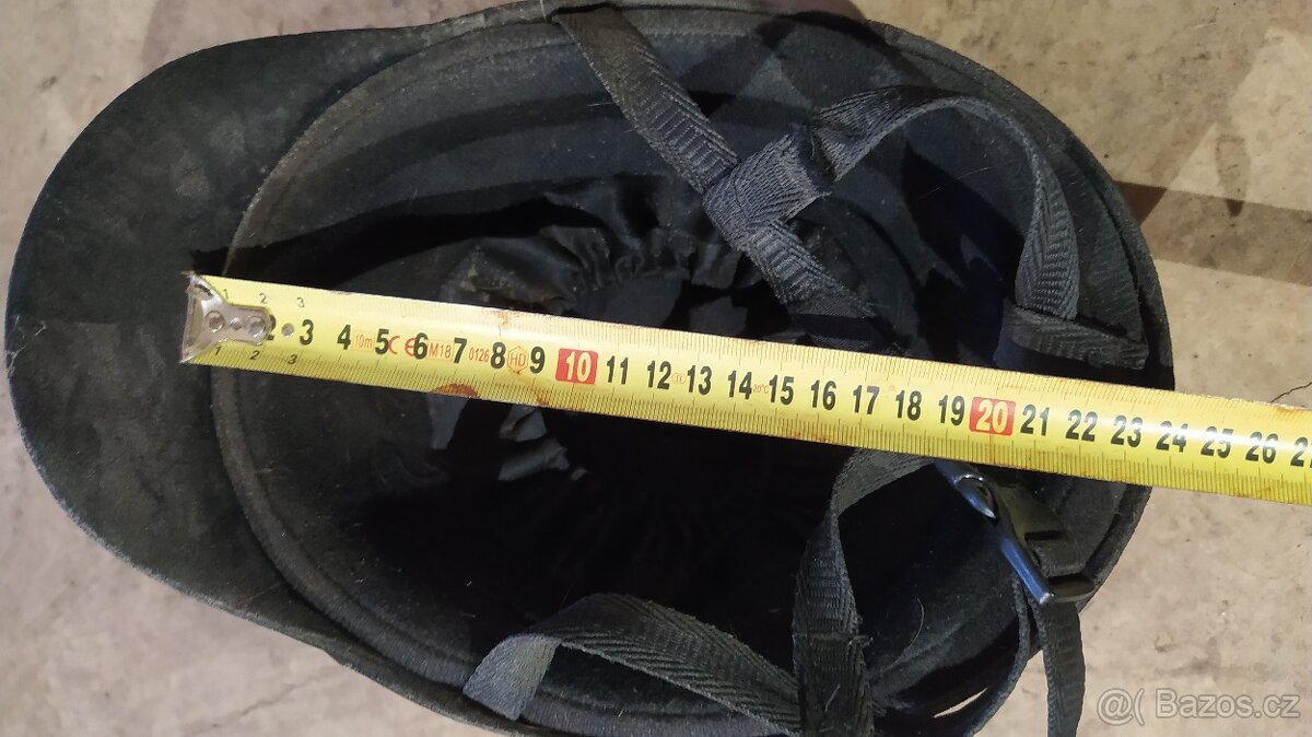 Jezdecká přilba, helma - 3