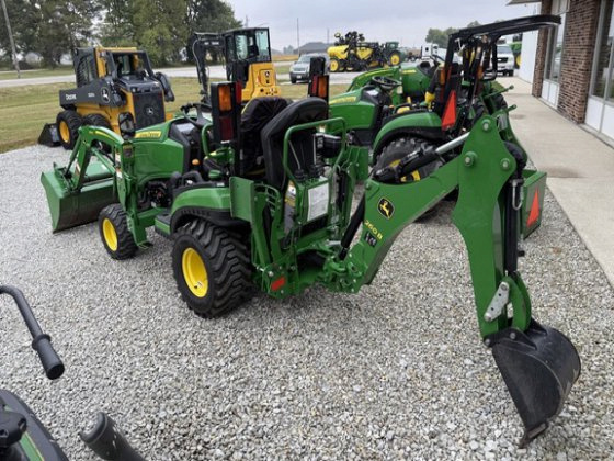 John Deere 1025R - 3