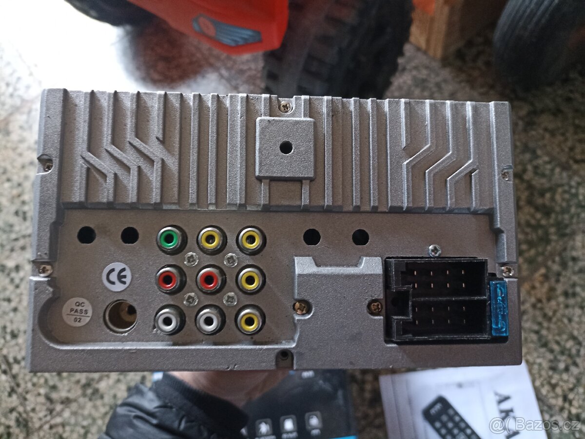 Autorádio Akai - 3