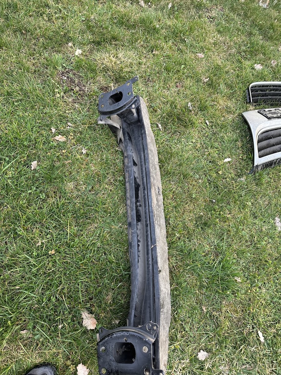 Přední výztuha VW Touran - 3