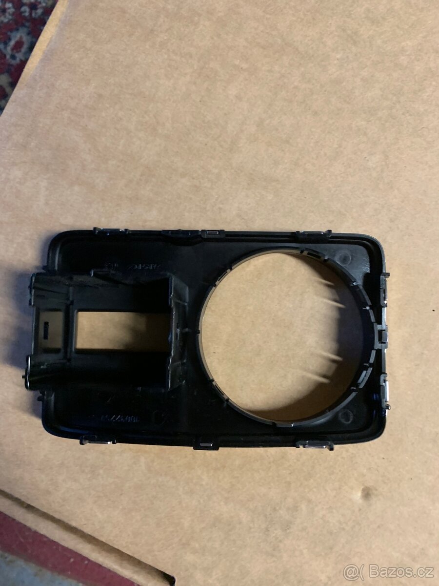 ŠKODA SUOERB 2 PŘEPÍNAČ SVĚTEL ,RÁMEČEK - 3