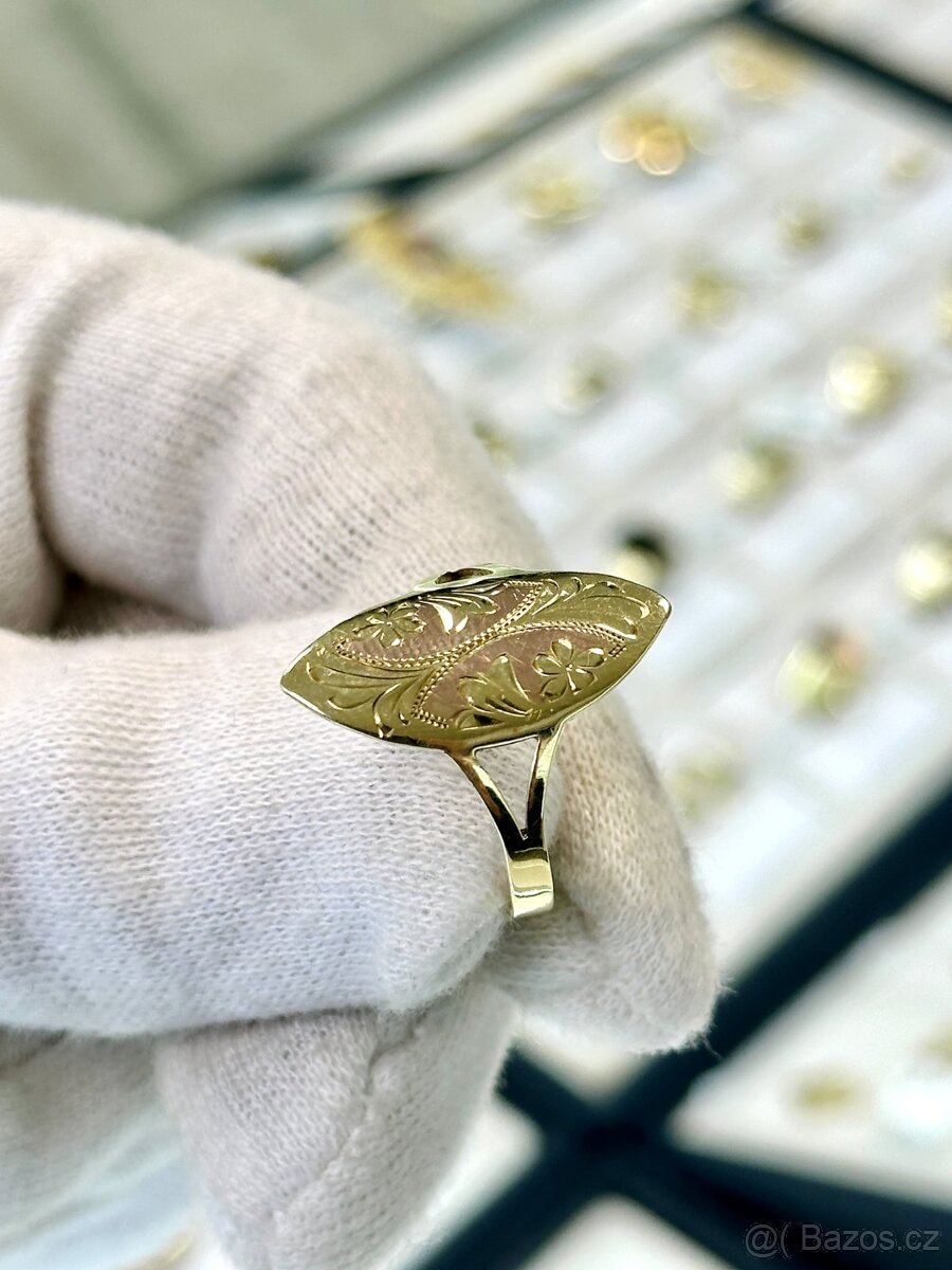 Zlatý prsten 2,97g - 3