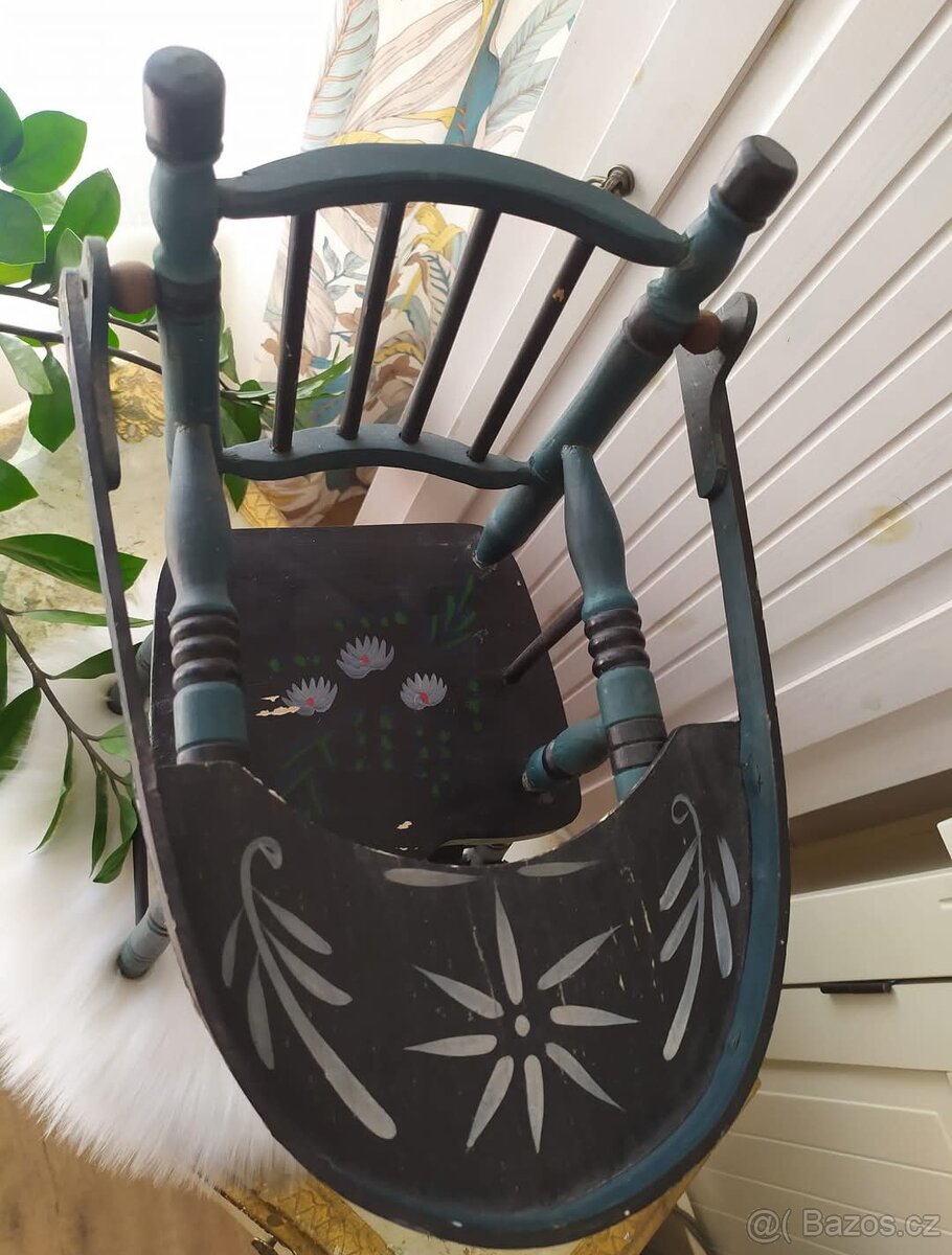 Dřevěná židlička pro penenky - 3