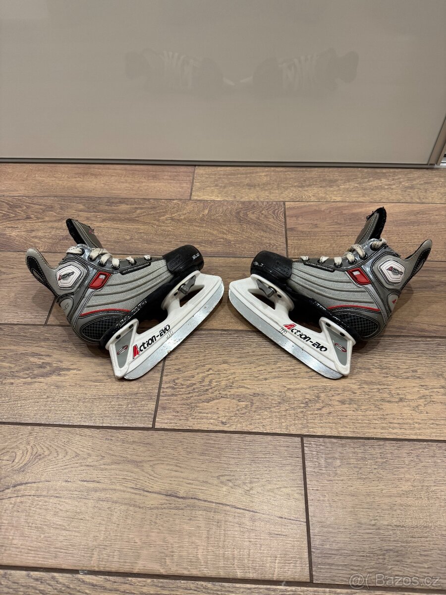 Chlapecké brusle 29-32 - 3