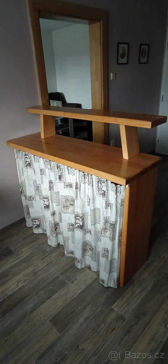 Dřevěný kuchyňský pult - 3