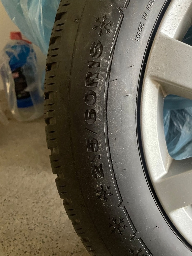 Prodám alu sadu kol Passat B8 - 3