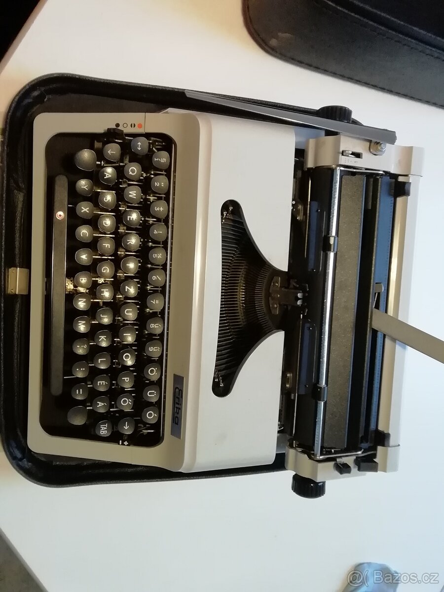 psací stroj ERIKA,model 60 - 3