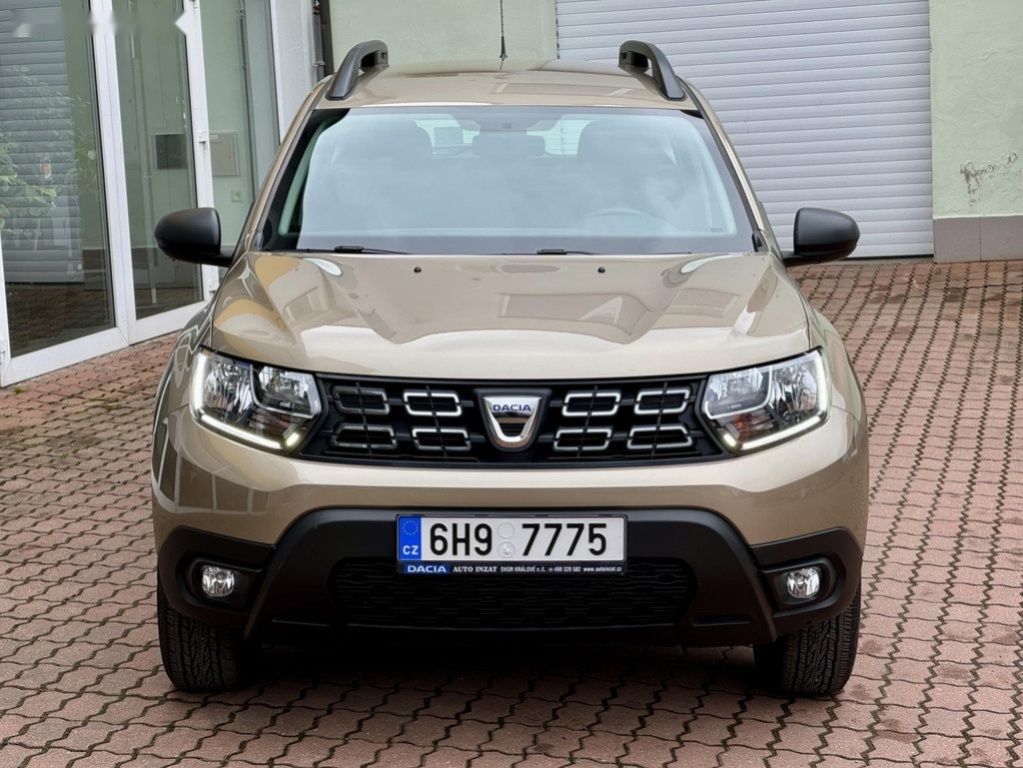 Dacia Duster,1.6 Sce 4x4 ČR 1.maj - 3