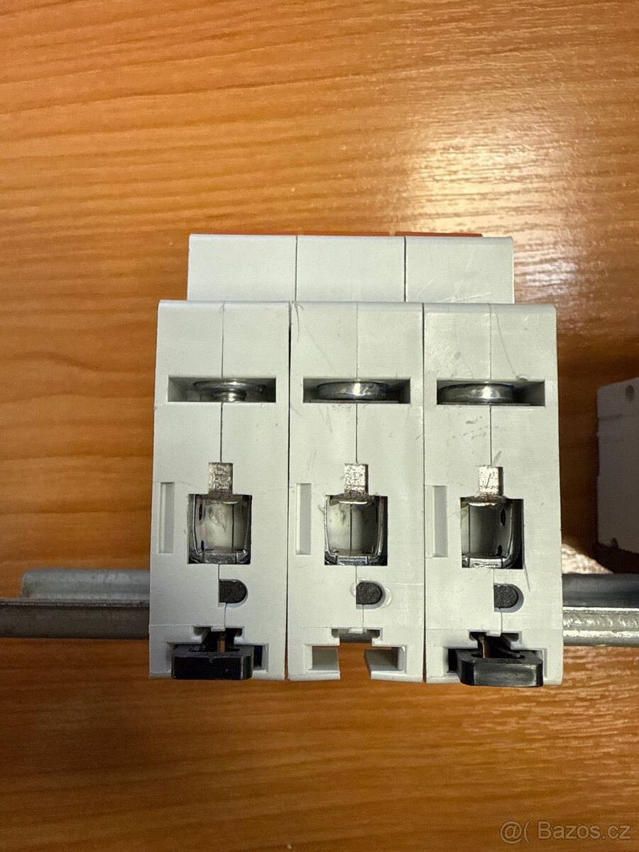 Jistič EATON PL7-B63/3 63A 263401 - 3