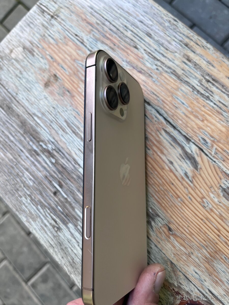 IPhone 16Pro Max na díly - 3