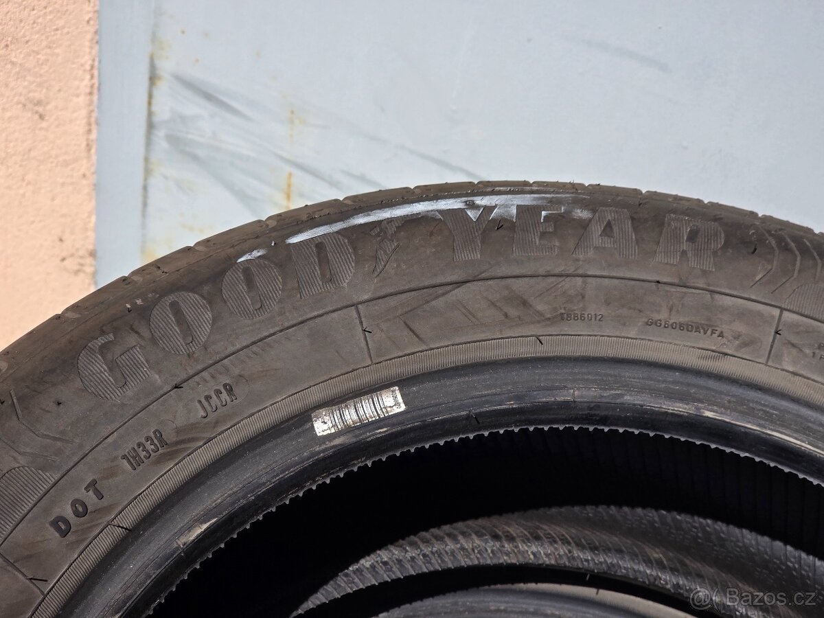 215/55/17 Letní pneumatiky Goodyear Efficient Grip - 3