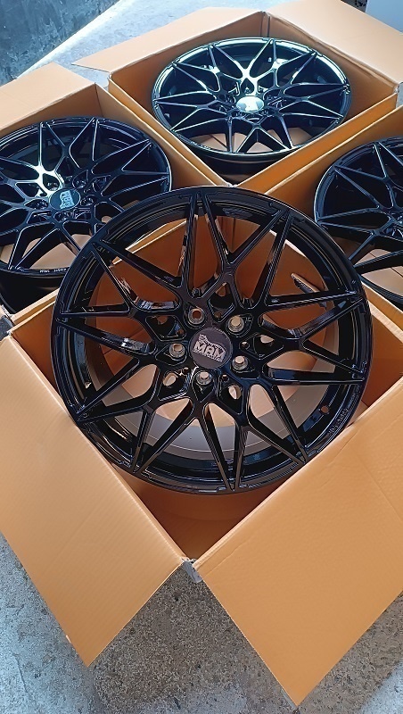 R18 5x112 mm ALU disky MAM model B2 - 3
