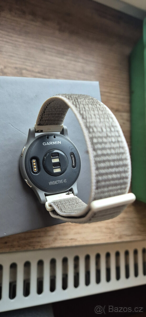 Garmin hodinky Vivoactive 4S - 3