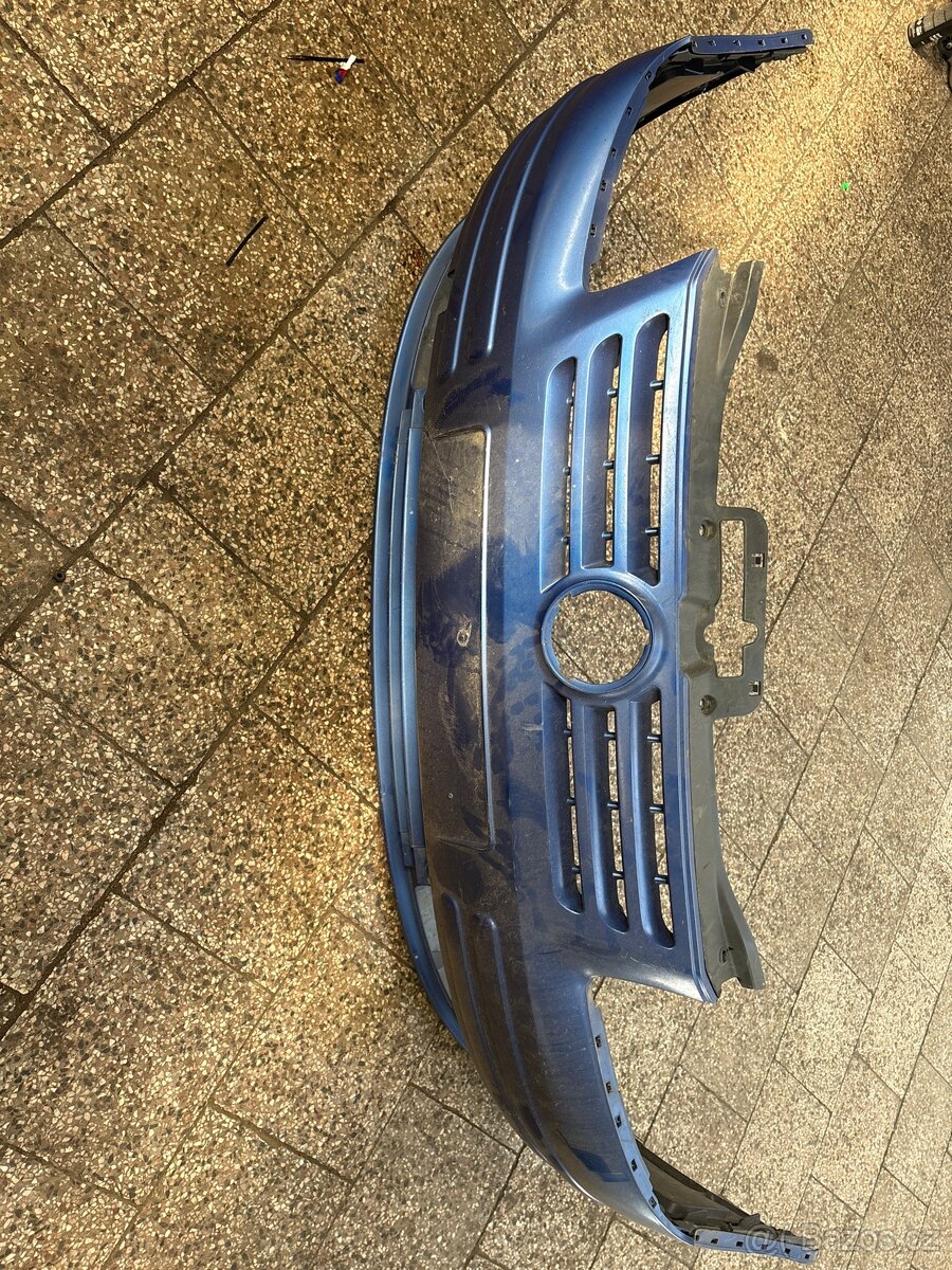 Přední nárazník VW Caddy (modrý) - 3