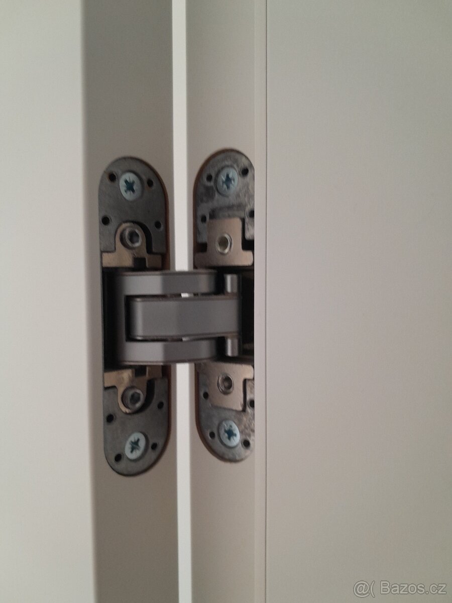 bezfalcové dveře Rumba, 80 L, bílé + obložka - 3